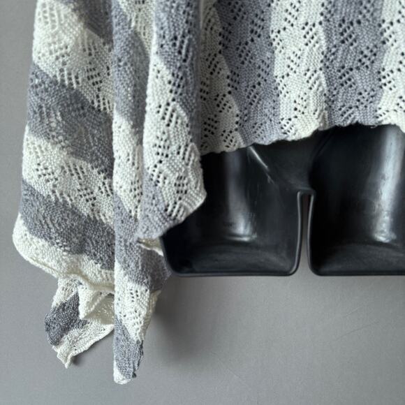 Anthropologie Moth sz One Size gray white striped poncho linen knit top NWOT - Picture 9 of 9